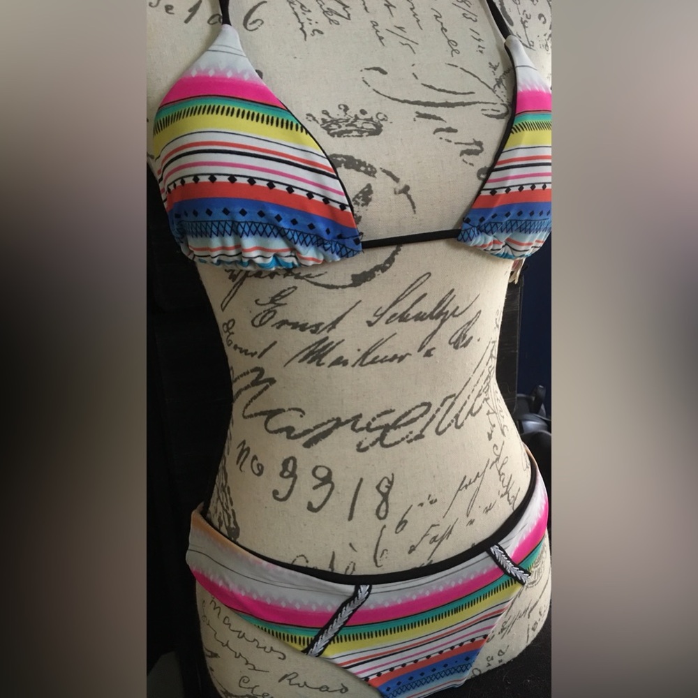 Ripcurl Black and White Striped Bikini Top